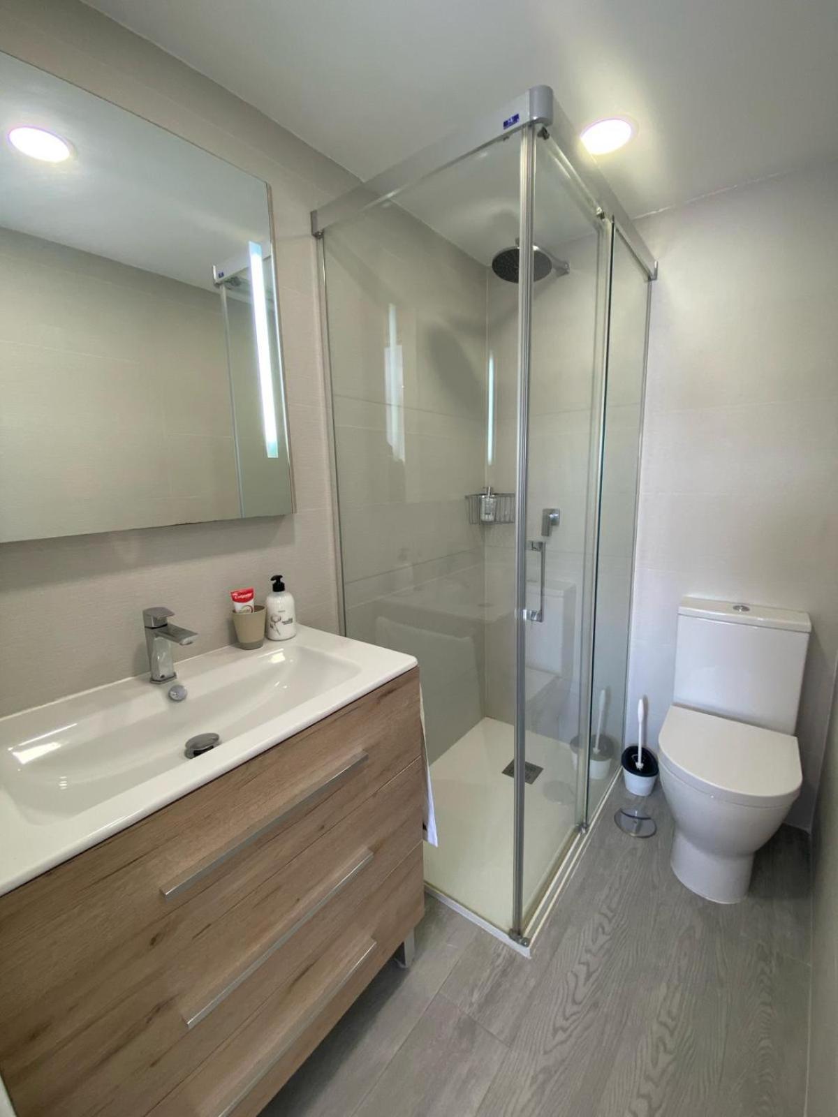 Fantastico Apartamento En Торемолинос Екстериор снимка