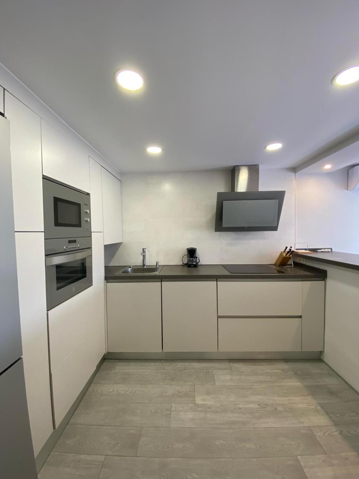 Fantastico Apartamento En Торемолинос Екстериор снимка